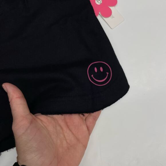 NWT Paperflower Size L (12/14) Black Happy Face Shorts - Picture 3 of 4